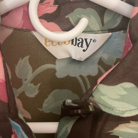 Beautiful‎ Vintage Floral Mesh Button Down Top Size Medium Ecco Bay 80’s - Picture 3 of 5